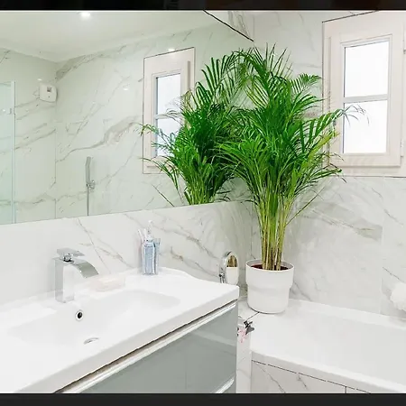 Duplex Luxe 5 Min Des Plages Apartment